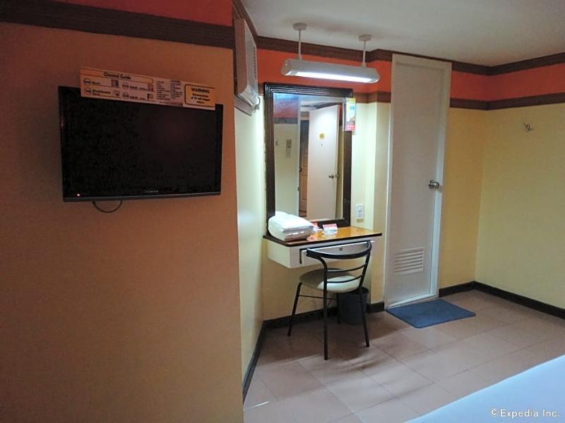 Hotel Sogo Pasay Wood Street Exteriör bild